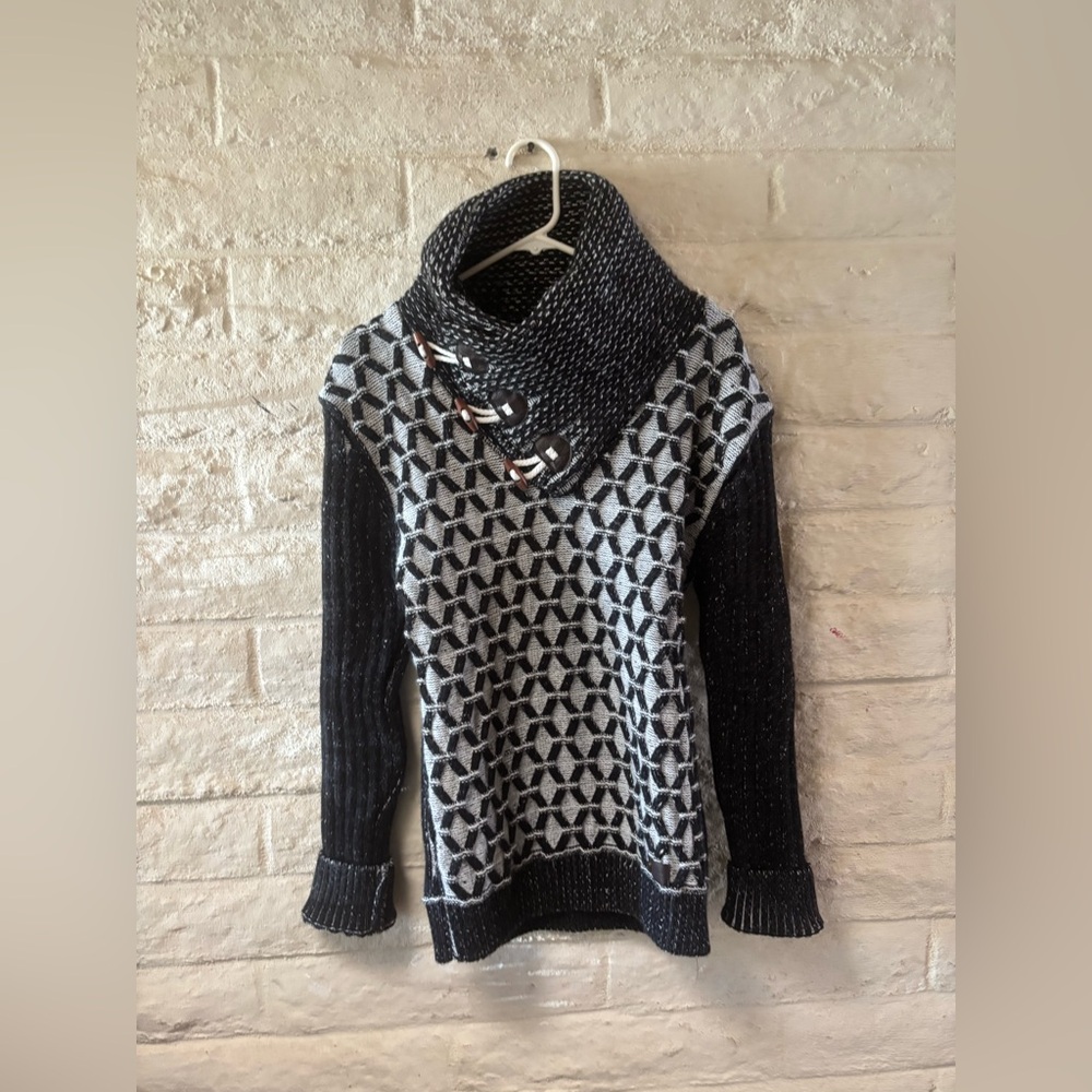 Leif Nelson Thick Sweater-Ladies XL
